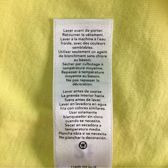 🌼 Yellow Daisy Top with Trim by Carter's 🌼 - Picture 7 of 10